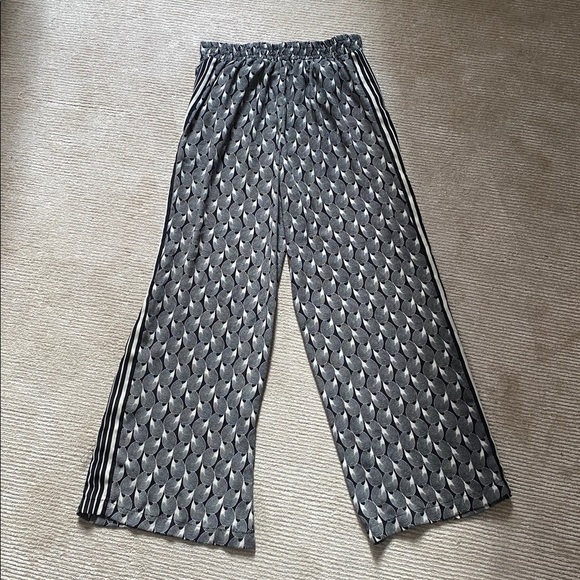 Max Studio Printed Pants Black White Striped Petal Wide Leg Pants Size M - Picture 9 of 11
